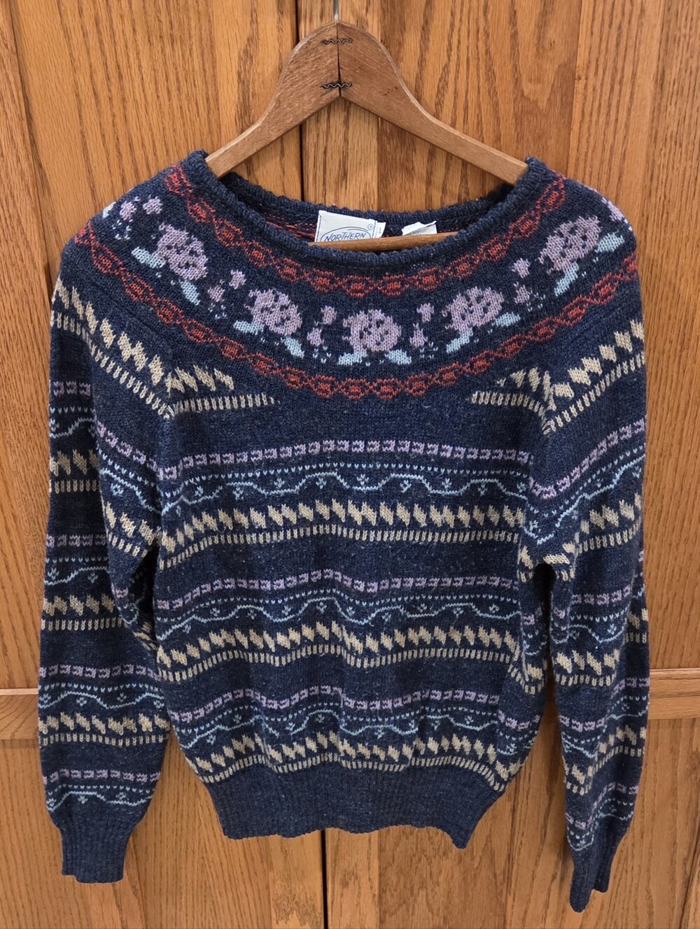 Vintage Northern Isles Wool Blend Fair Isle Sweater Women’s L Navy Floral Nordic